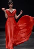 Luxuoso Vestido Vermelho Decote V Ref. 80628