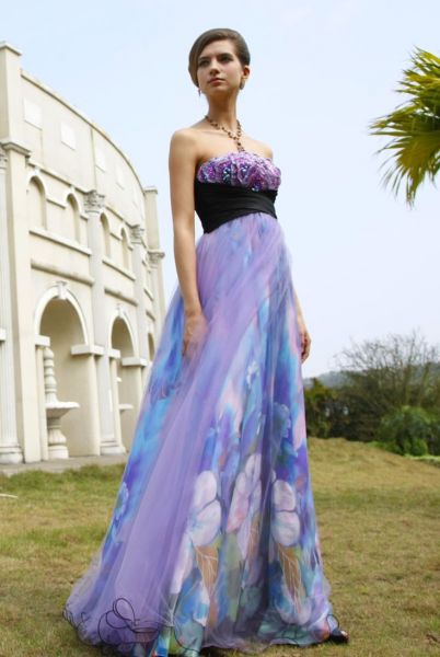 Vestido TQC com Aplicações Florais Ref. 80238